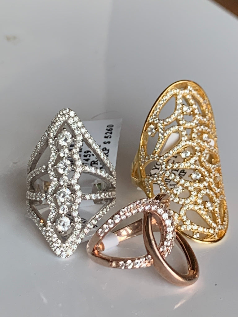 14k gold oval diamond fashion ring FR260