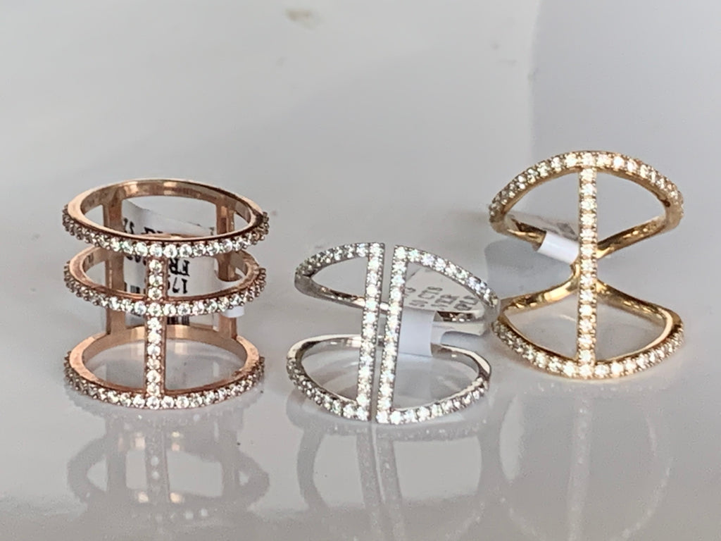 Anillo de moda con barra de diamantes en oro de 14k FR262