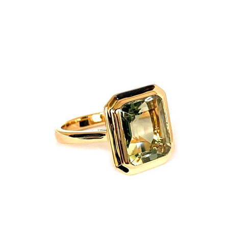 14k Gold Delicate Diamond Wedding Band MR31592W