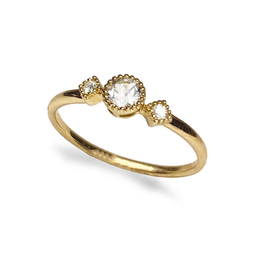 Anillo apilable de moda con topacio blanco y diamante en oro de 14k MR45627