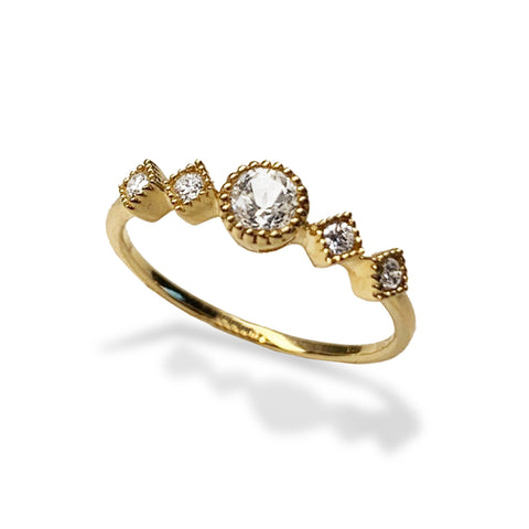 Anillo de compromiso con topacio blanco ovalado con diamantes en oro cepillado de 14K MR45160