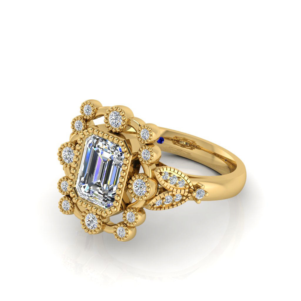 Anillo de oro de 14 k con diamantes de talla esmeralda Art Deco