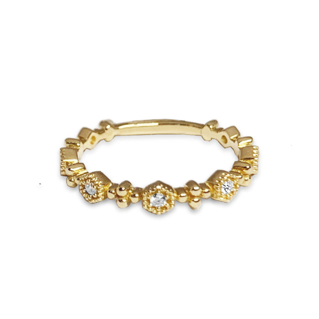 Anillo de oro de 14 quilates delicado hexagonal con banda de diamantes SR45054