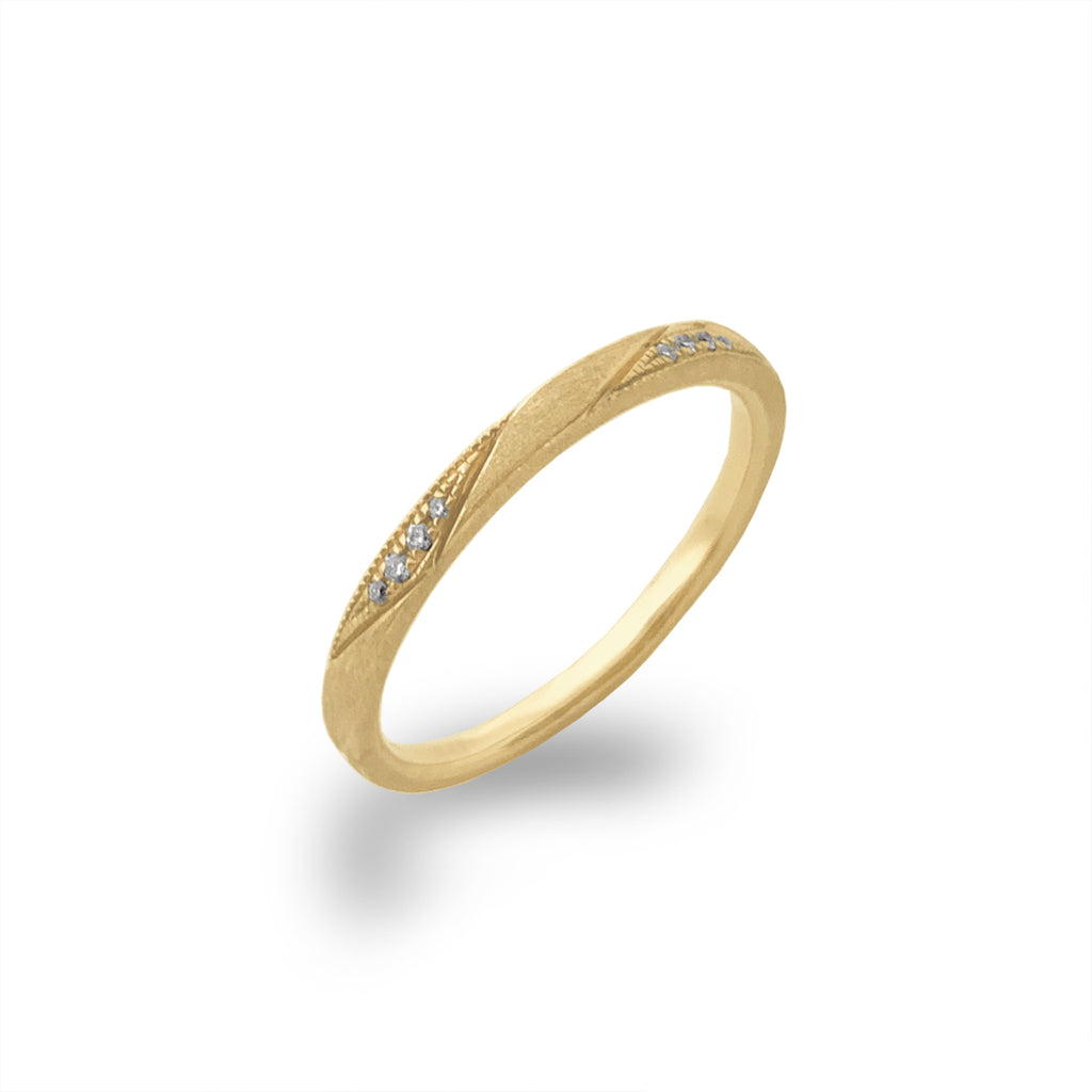 Anel de pilha de aliança de casamento de diamante lua crescente em ouro escovado 14K SR45163