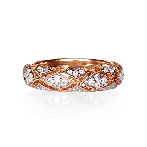 Anel de pilha de estilista oval de diamante e esmeralda em ouro 14k MR45623E