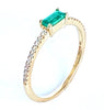 Anel de empilhar de moda de designer em ouro 14k com esmeralda baguete e diamante MR4863DE