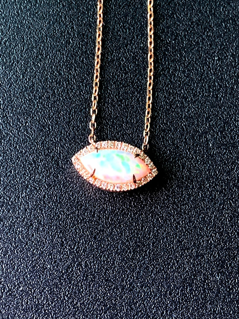 Opala etíope de ouro 14k e colar de diamantes MN3348